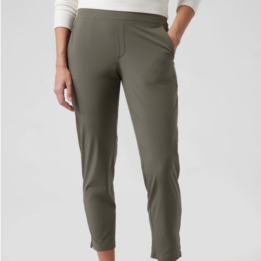 Athleta Brooklyn Pant. Olive green. Size 0!